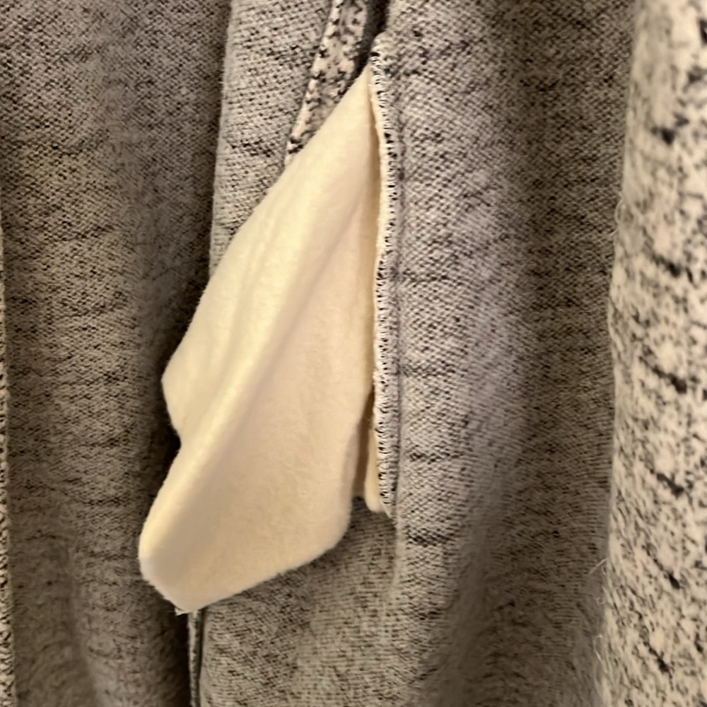 Coat - Picture 5 of 7